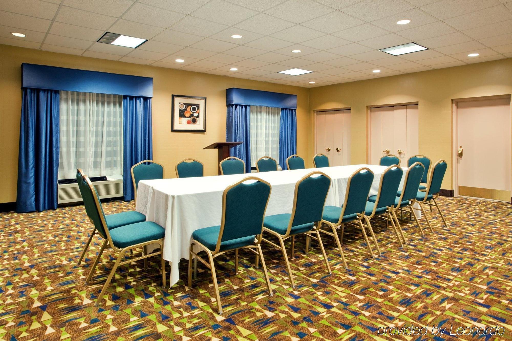 Holiday Inn Express Hotel & Suites Dublin By Ihg Einrichtungen foto